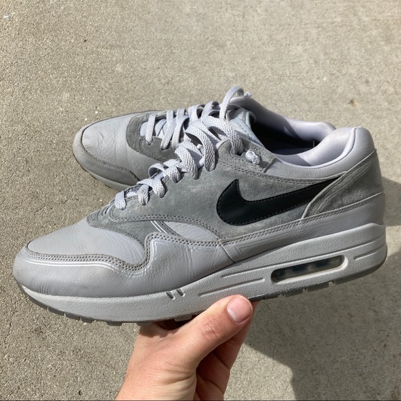 nike air max pompidou by night